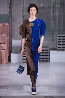 Marni Fall 2018 Ready-to-Wear , Марни осень зима 2018 , Fashion show , неделя моды в Милане , MFW , Mainstyles